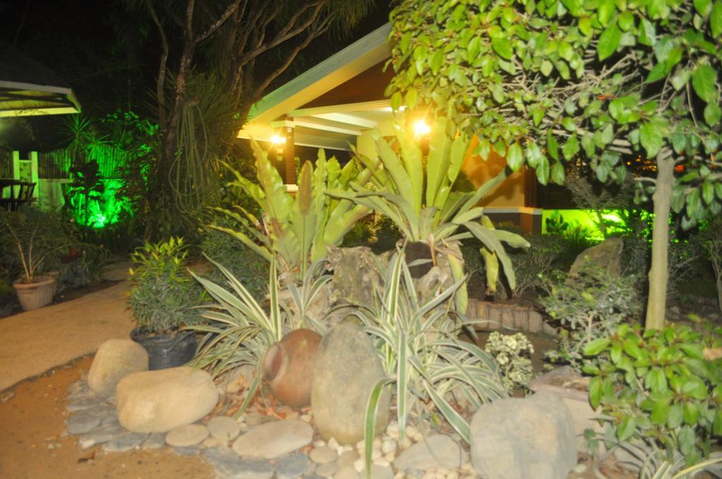Peak House Garden Pension El Nido Exterior photo